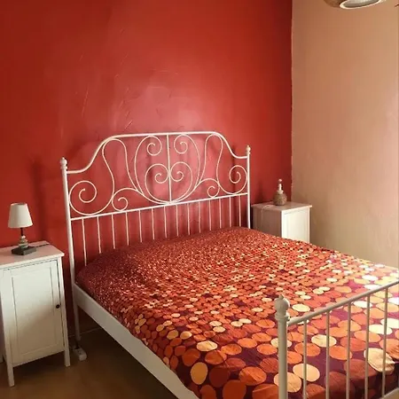 Semesterbostad Chez La Jolie Rosette - Maison De Village A 200m Du Canal Du Midi Capestang